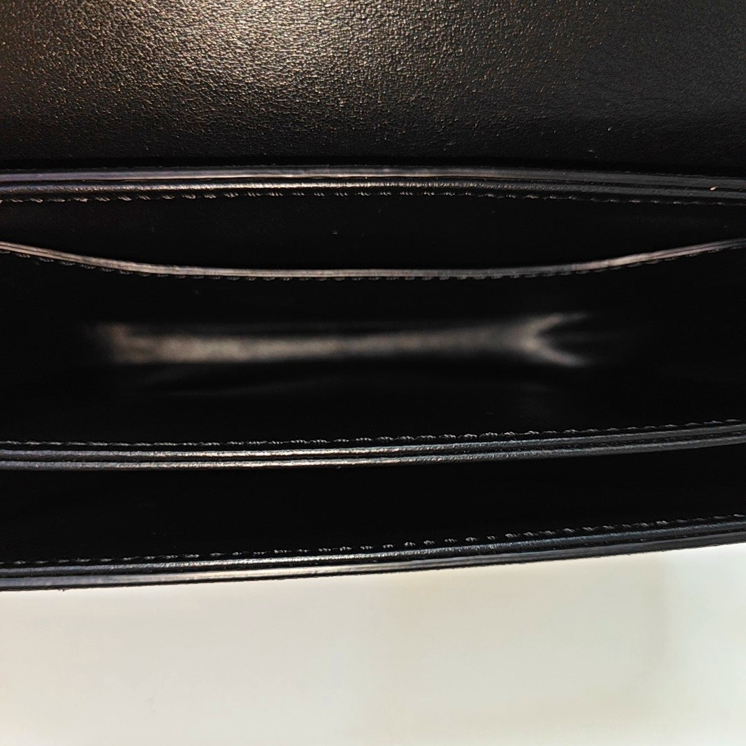 C Small Suede Black