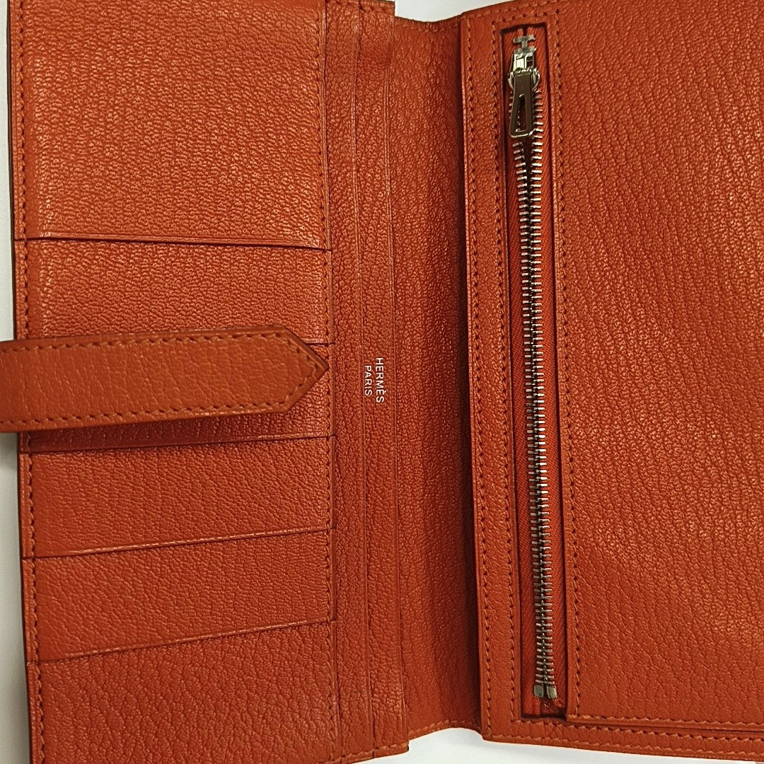 Bearn Medium Chèvre Mysore Orange Wallet