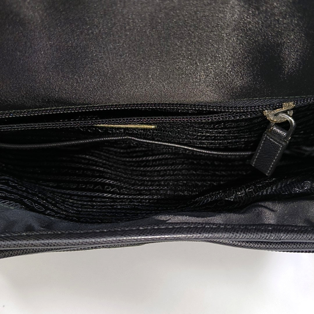 Vela Messenger Bag Nylon Black