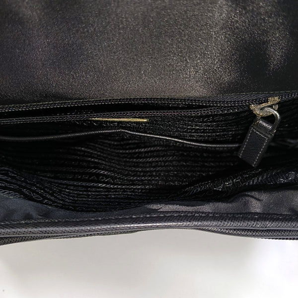 Vela Messenger Bag Nylon Black