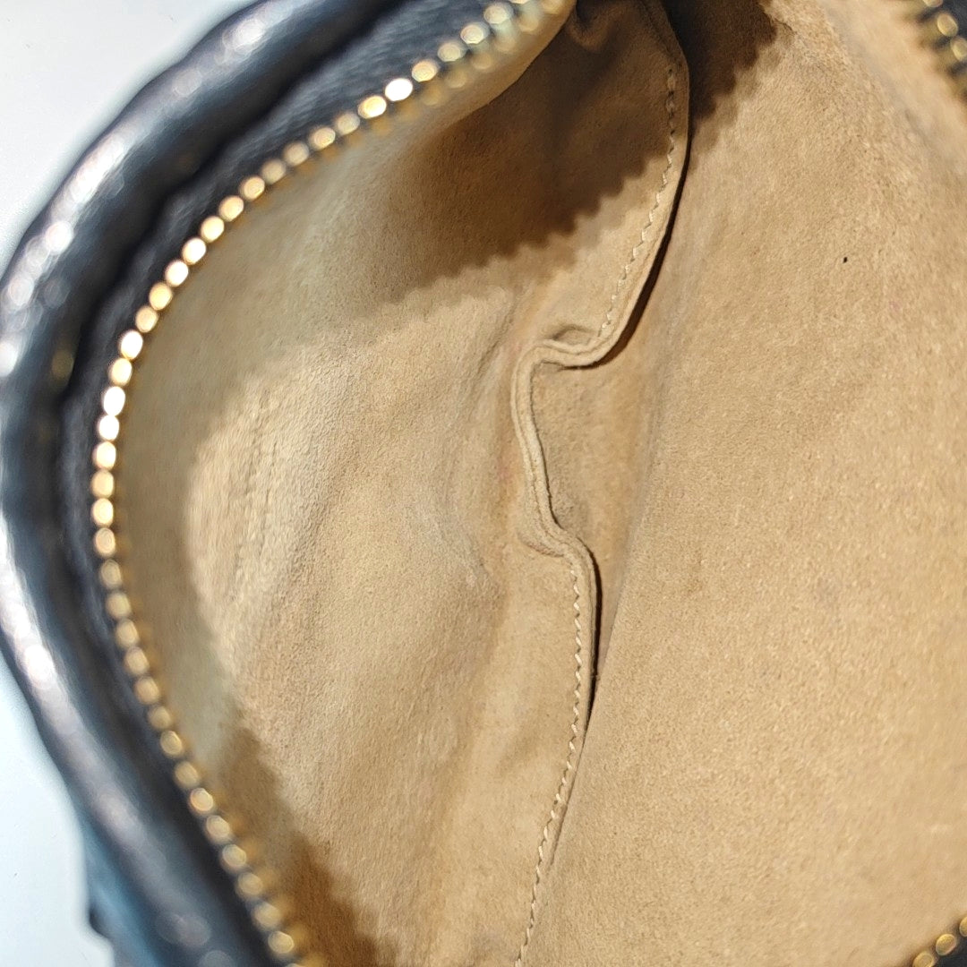 Veneta Calfskin Black