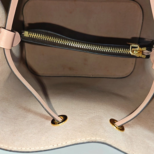 NÉONOÉ MM Monogram Coated Canvas Brown