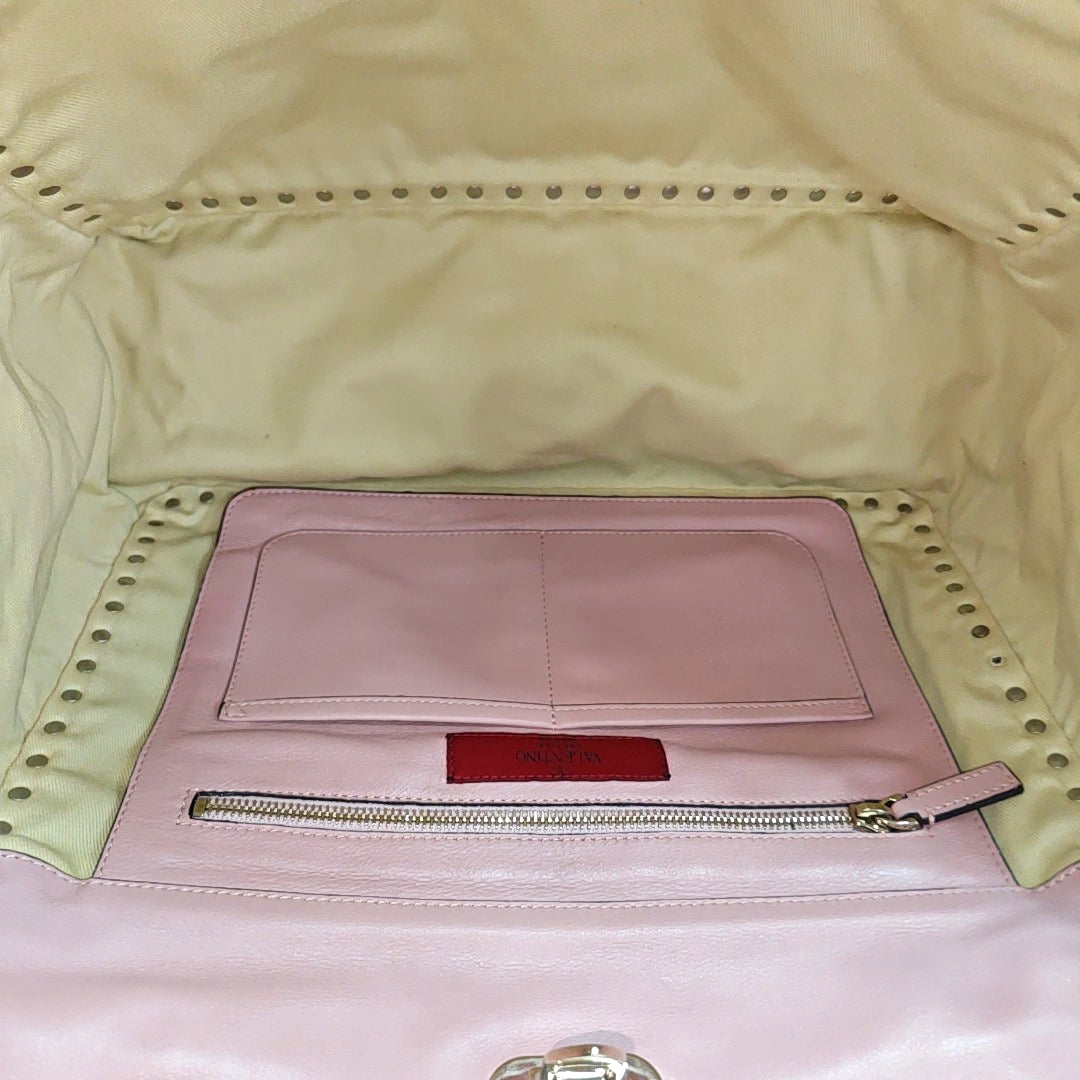 Rockstud Medium Leather Pink