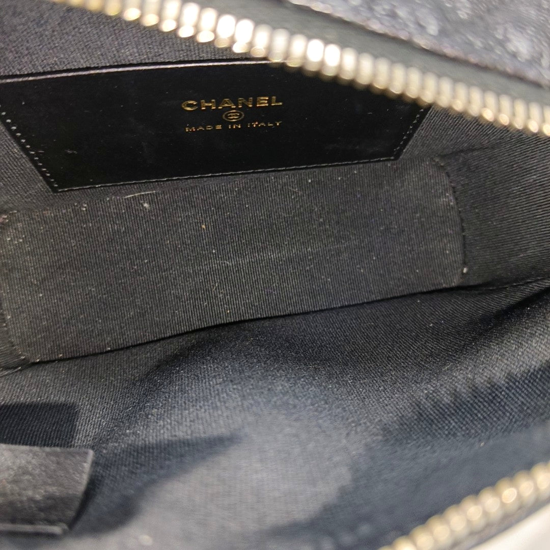 Quilted Grained Calfskin Shoulder Bag Black