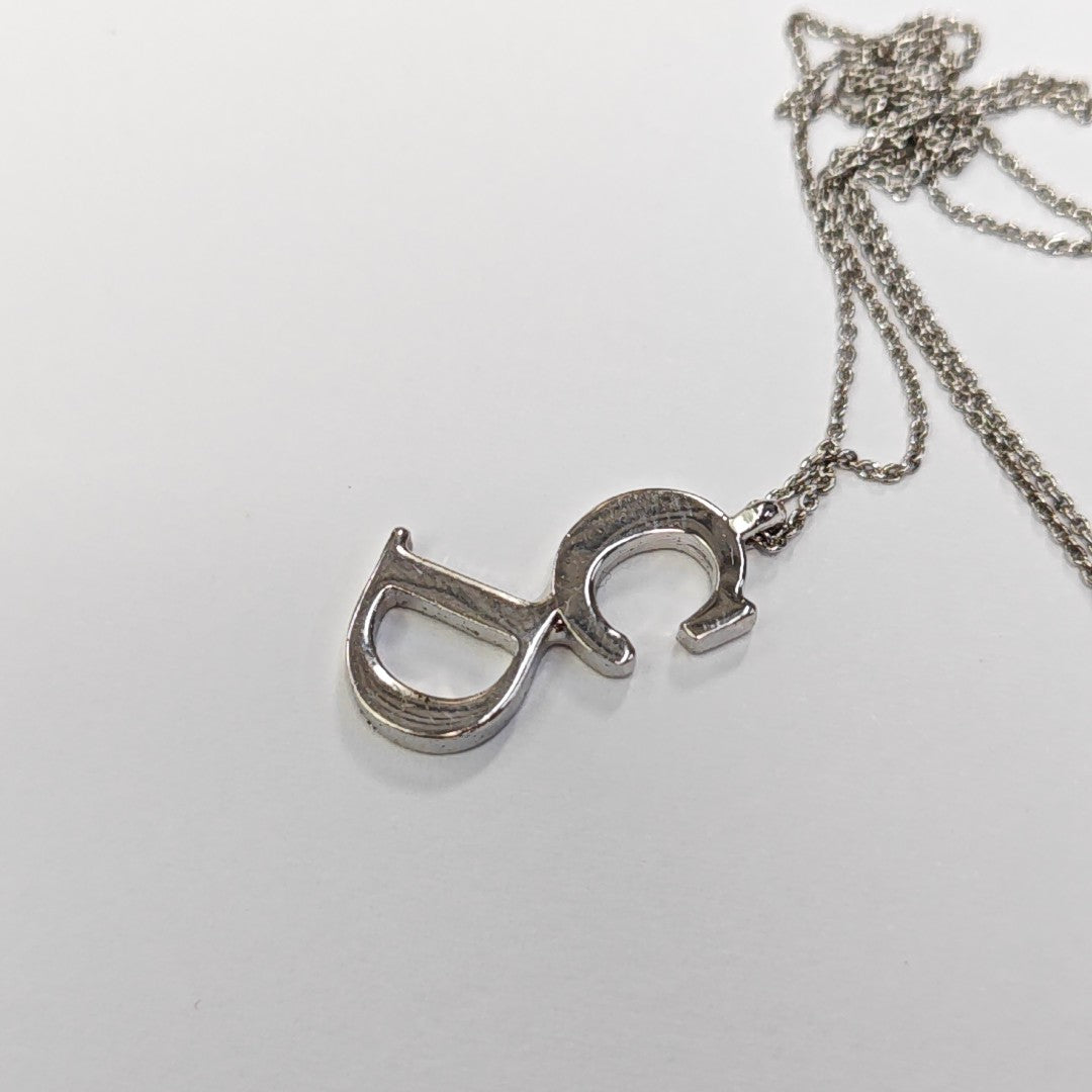 CD Swing Metal Silver Necklace