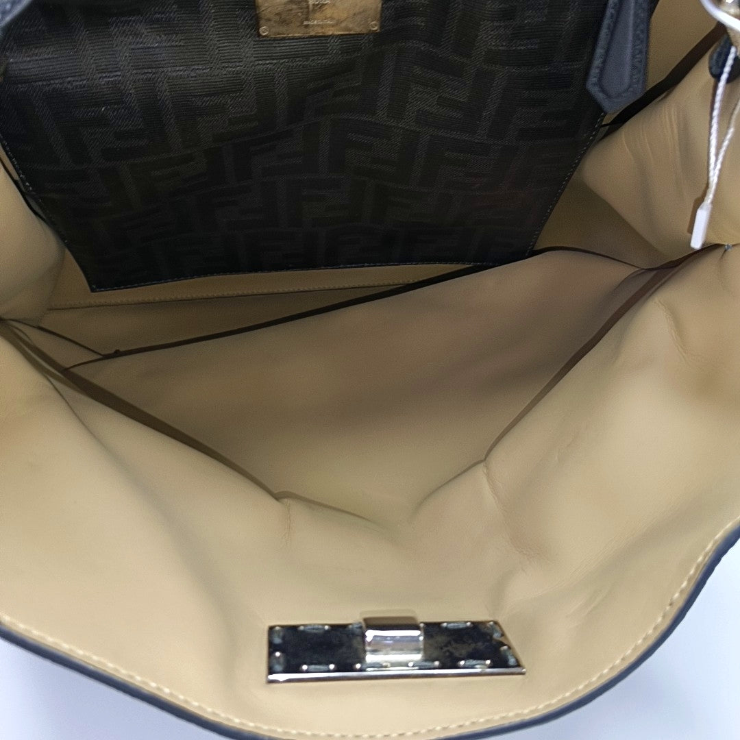 Peekaboo Medium Calfskin Gray