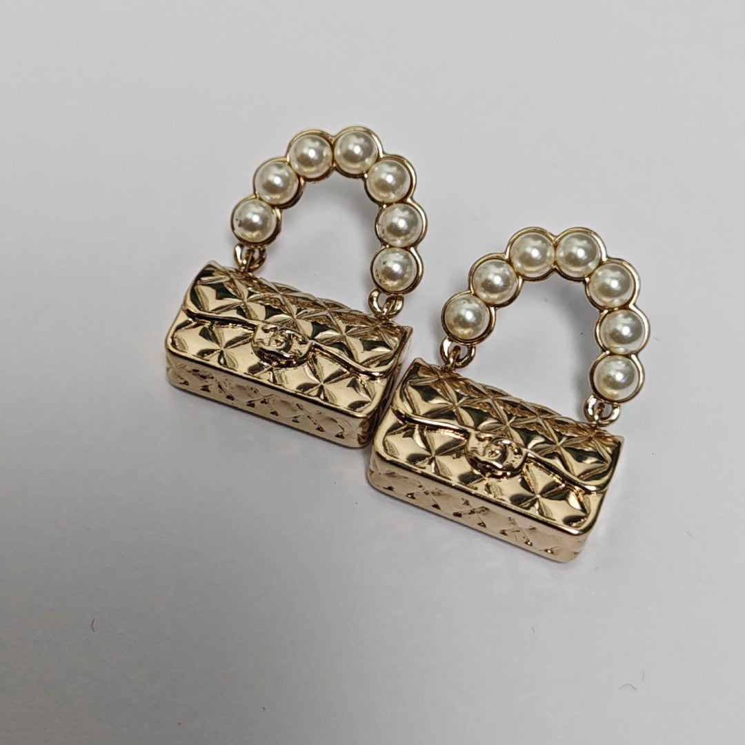 Metal Gold Stud Earrings