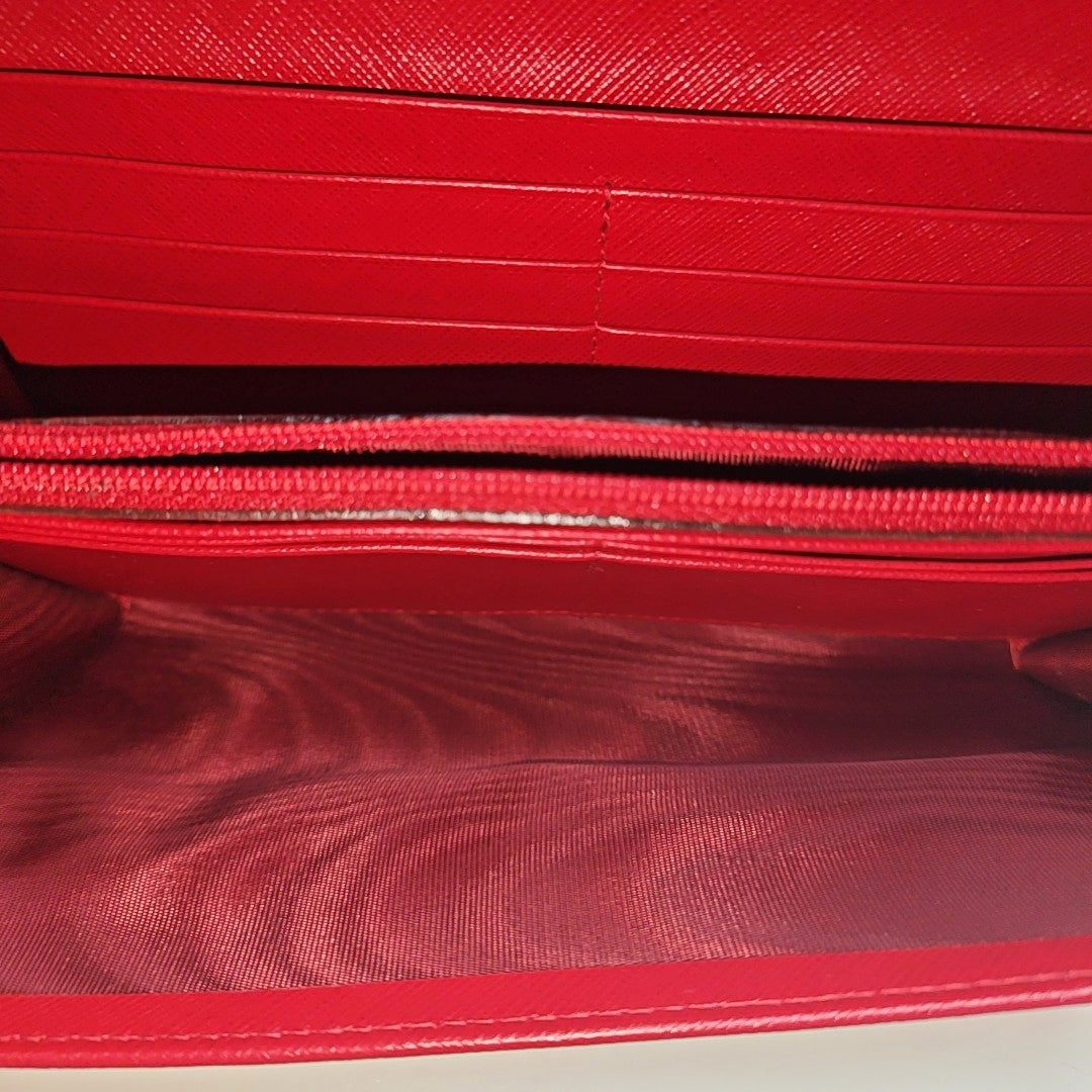 Vara Calfskin Red Wallet