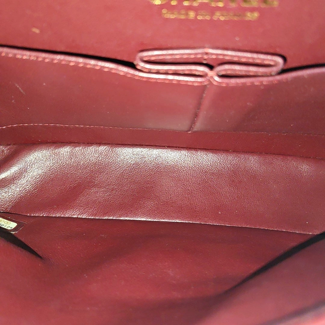 CLASSIC FLAP Medium Quilted Grained Calfskin Black