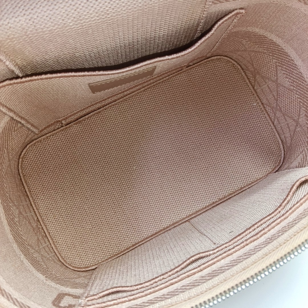 Travel Vanity Canvas Pink