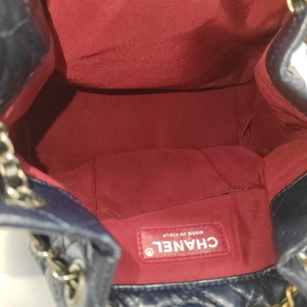GABRIELLE Medium Quilted Calfskin Blue