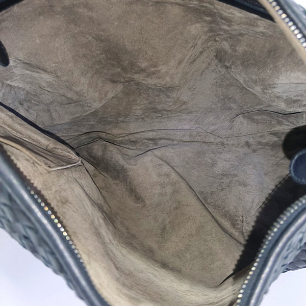 Veneta Calfskin Black