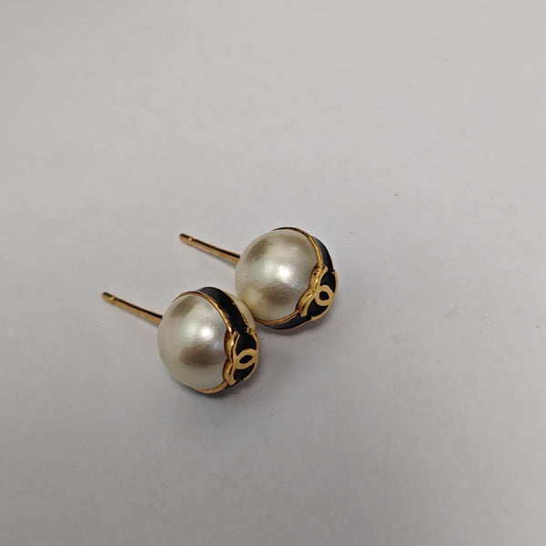 Faux Pearl White Stud Earrings