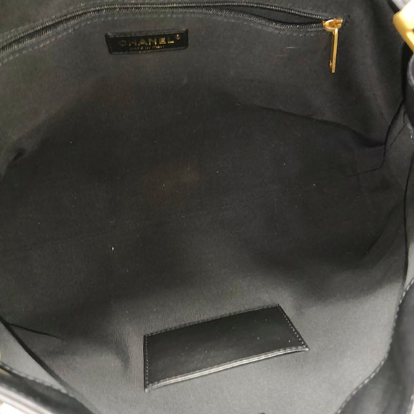 Quilted Calfskin Tote Bag Black
