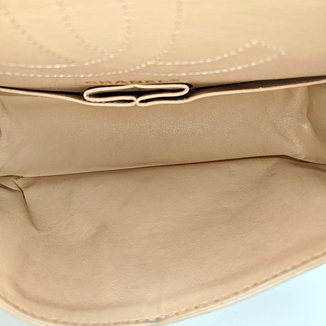 2.55 225 (small) Quilted Calfskin Beige
