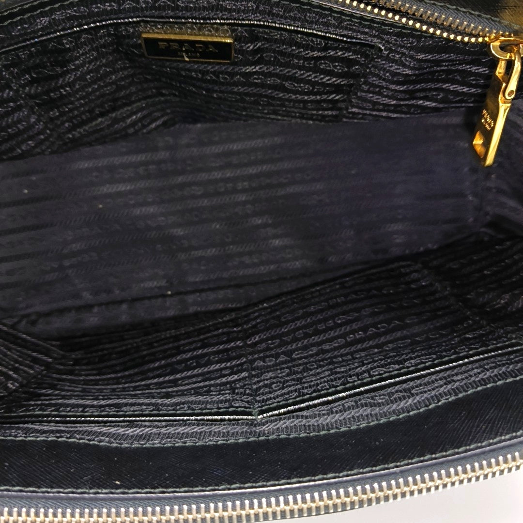 Galleria Medium Calfskin Black