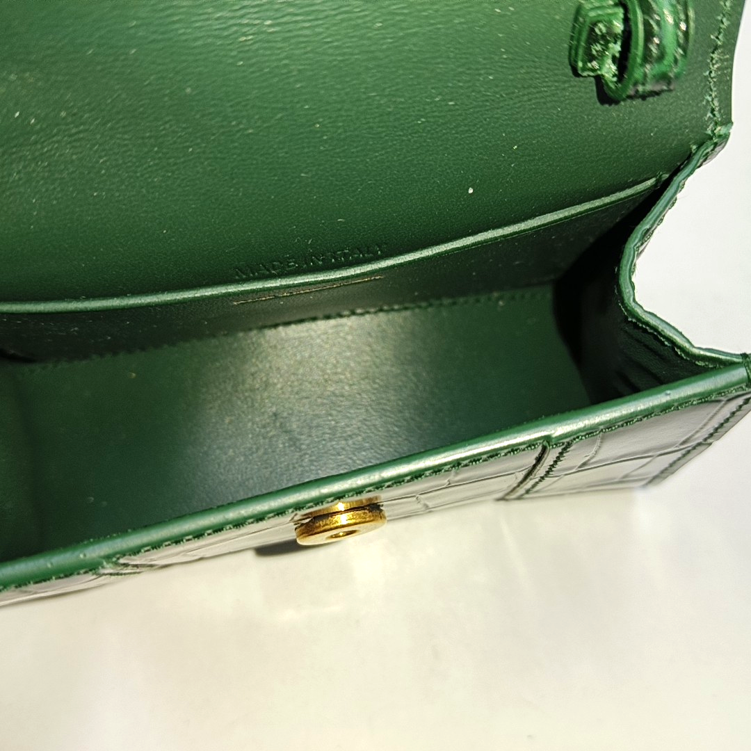 Hourglass Mini Calfskin Green