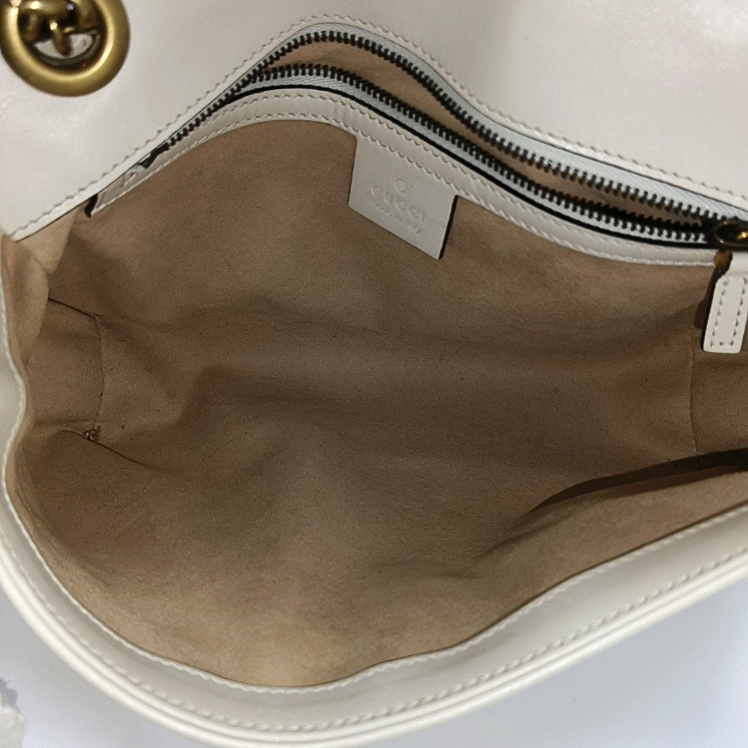 GG Marmont Medium Quilted Calfskin White