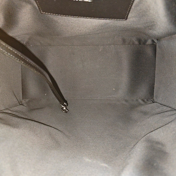 CHANEL 25 Medium Quilted Calfskin Black