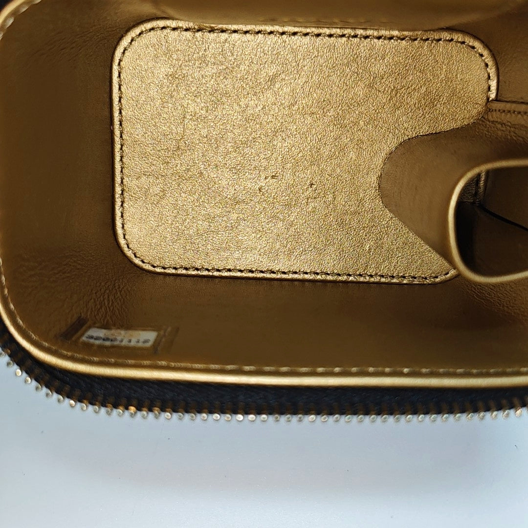 VANITY CASE Mini Quilted Lambskin Black