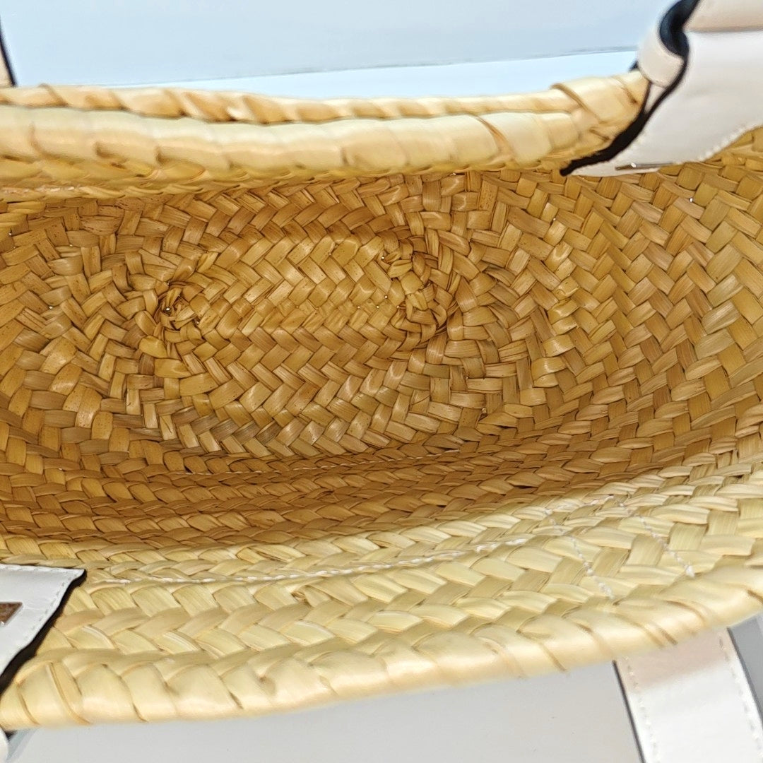 Basket Small Straw Beige