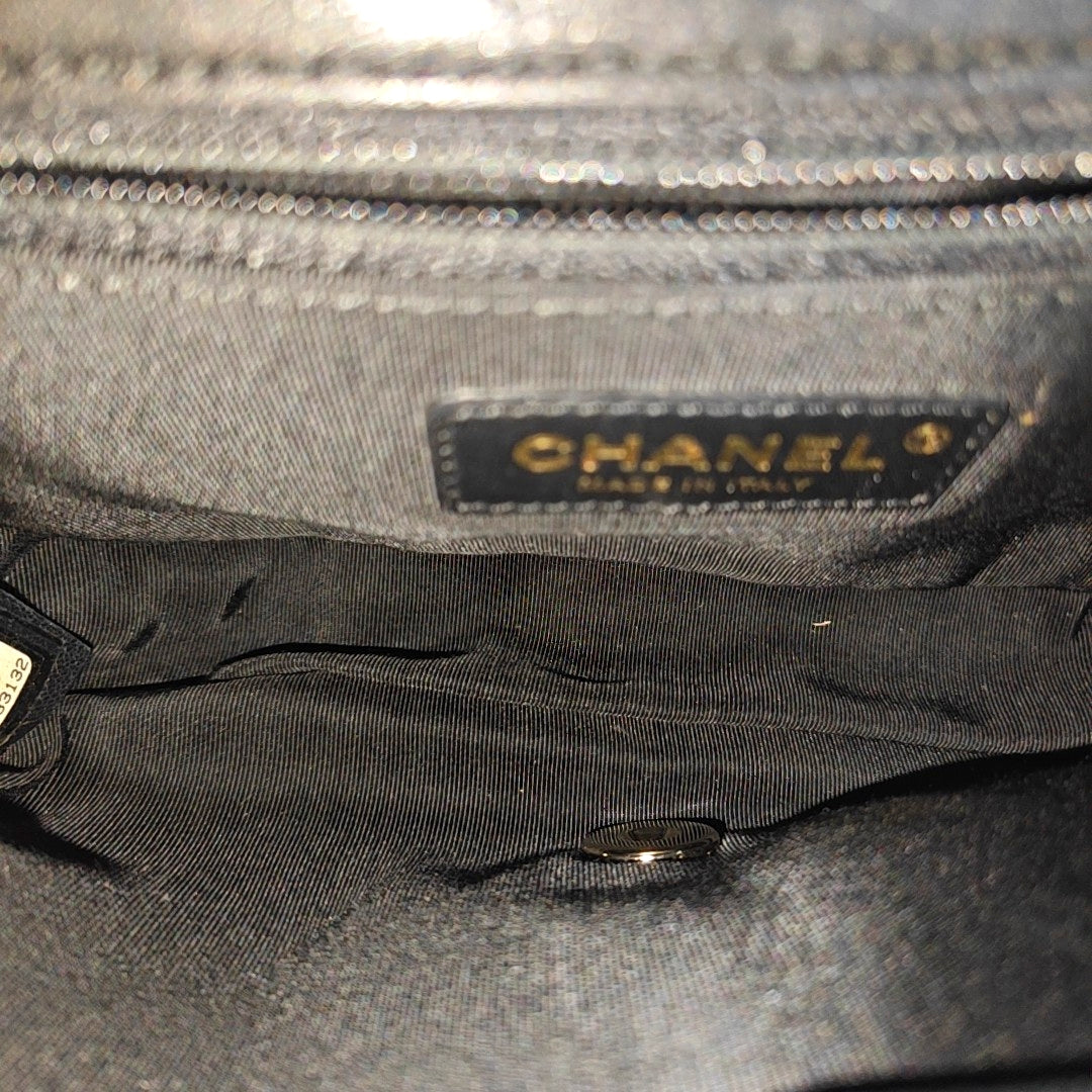 Quilted Grained Calfskin Shoulder Bag Black