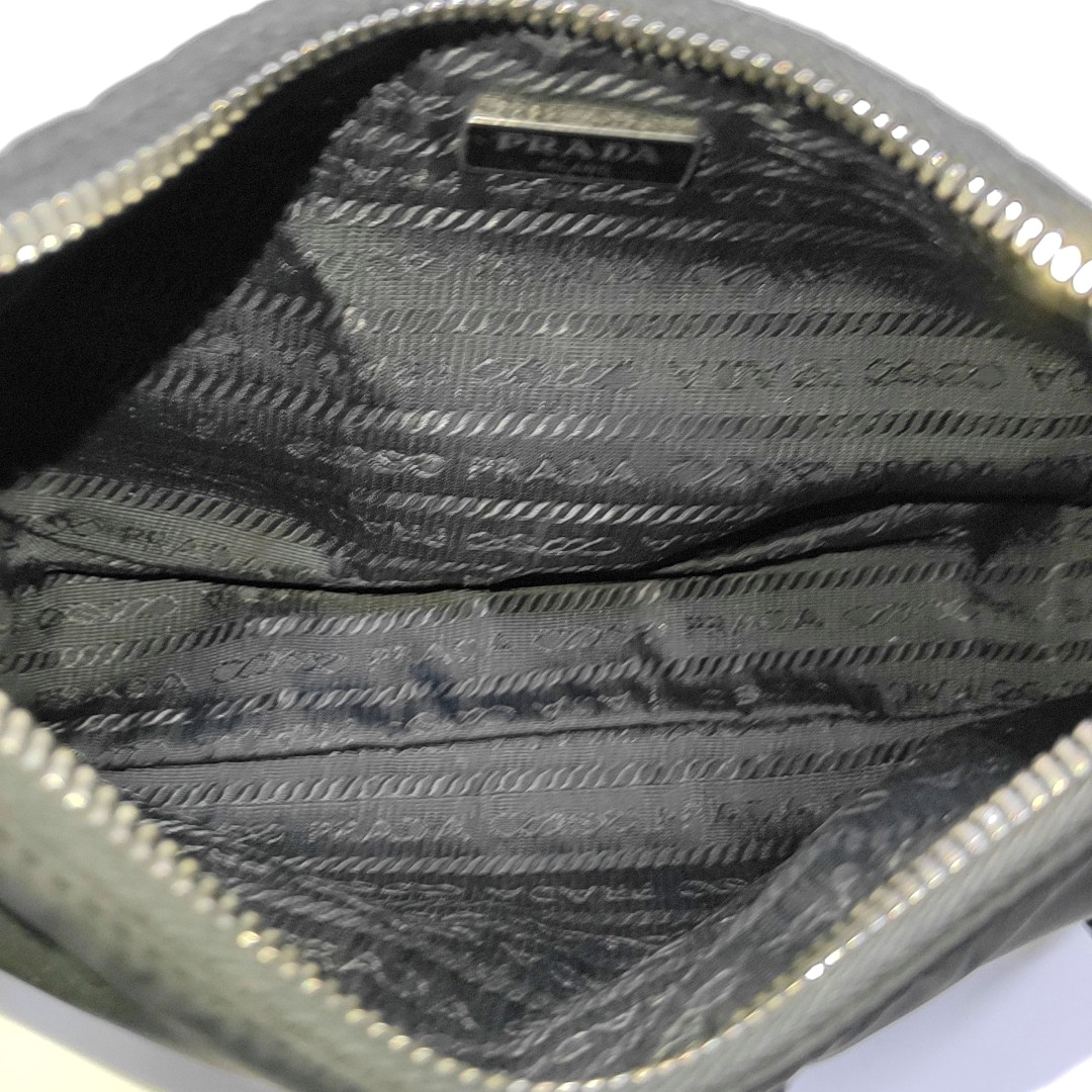 Re-Edition2005 Nylon Black