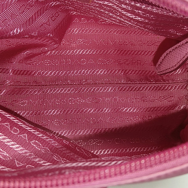 Nylon Clutch Pink