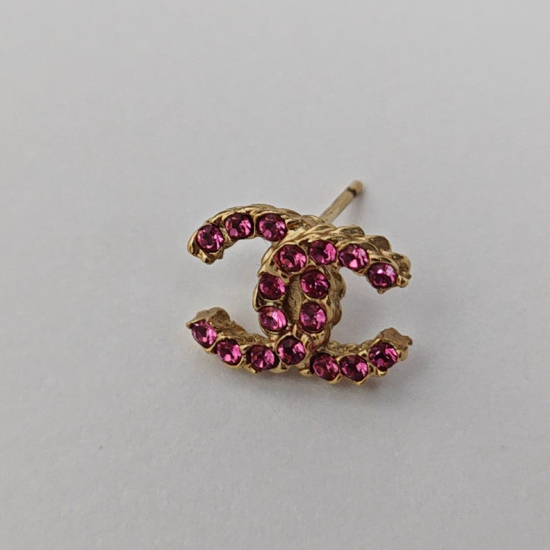 CC Logo Metal Pink Stud Earrings