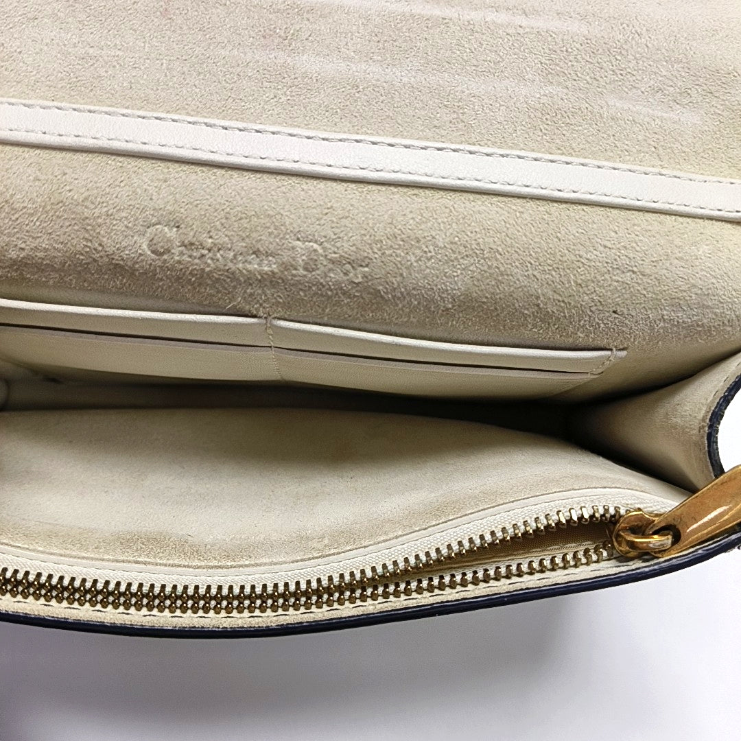 J'adior Calfskin White