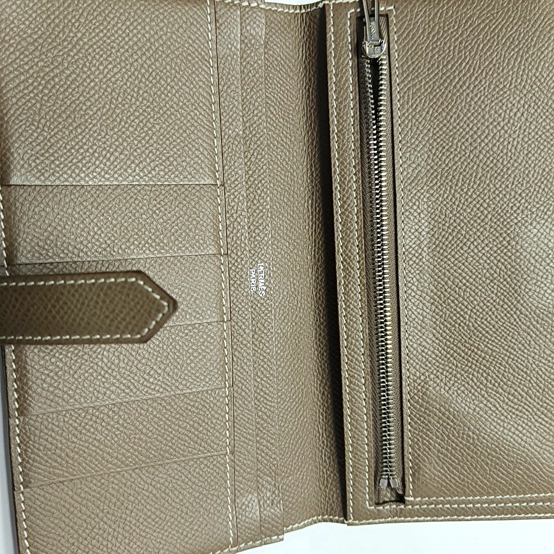 Bearn Medium Epsom Gray Wallet