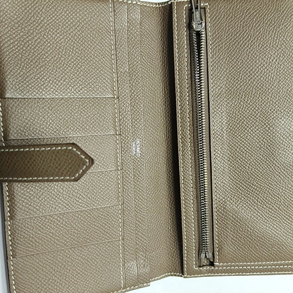 Bearn Medium Epsom Gray Wallet