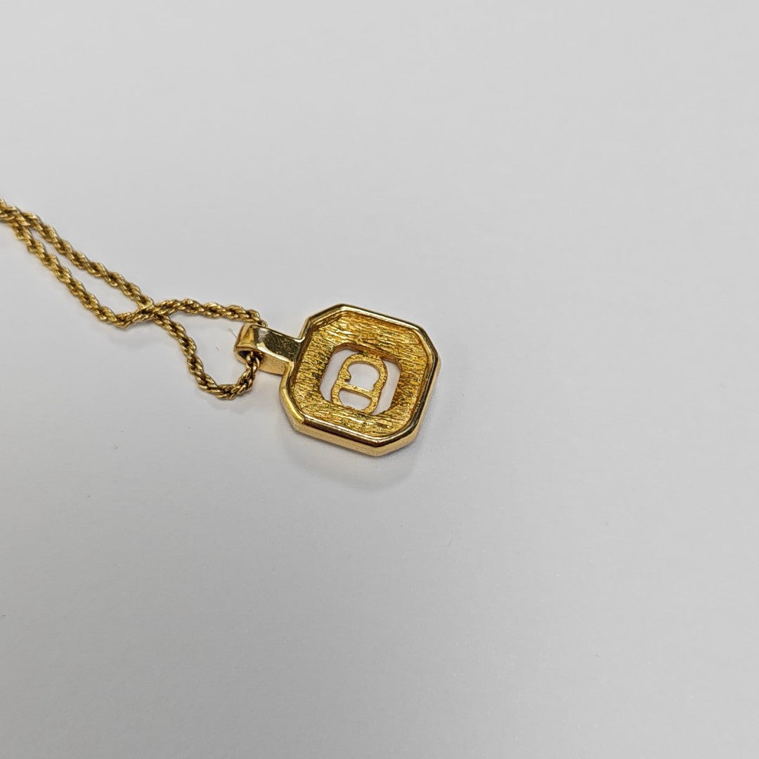 Twist Round Metal Gold Necklace