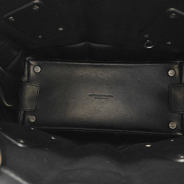 BV Swoop Medium Calfskin Black