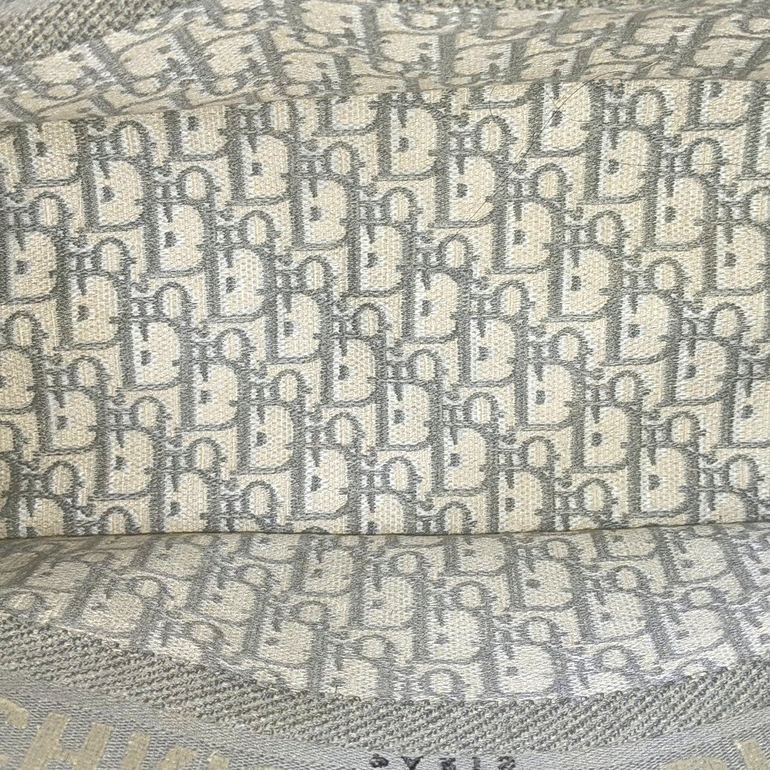 Book Tote Medium Oblique Canvas White