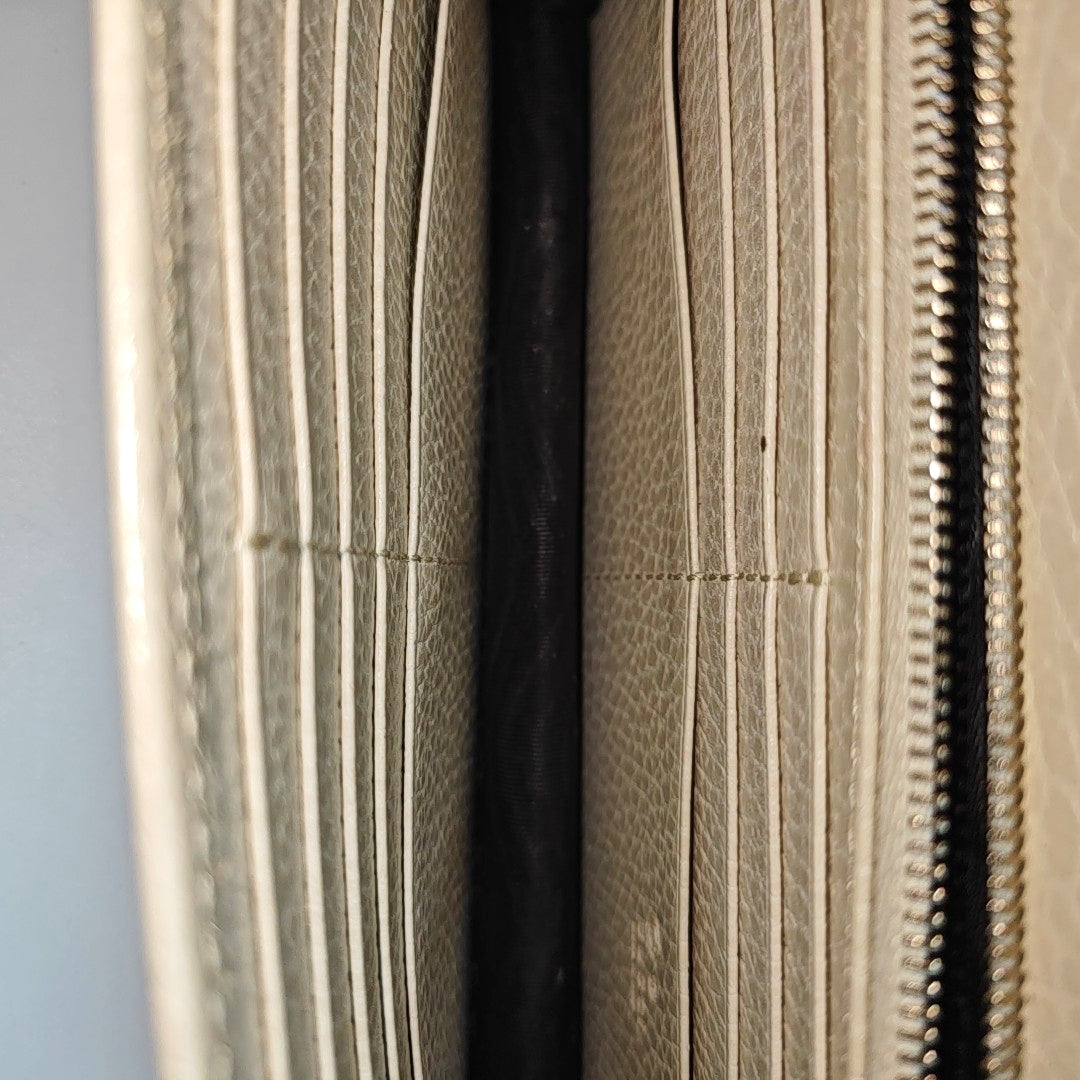 Interlocking G Small Calfskin Beige