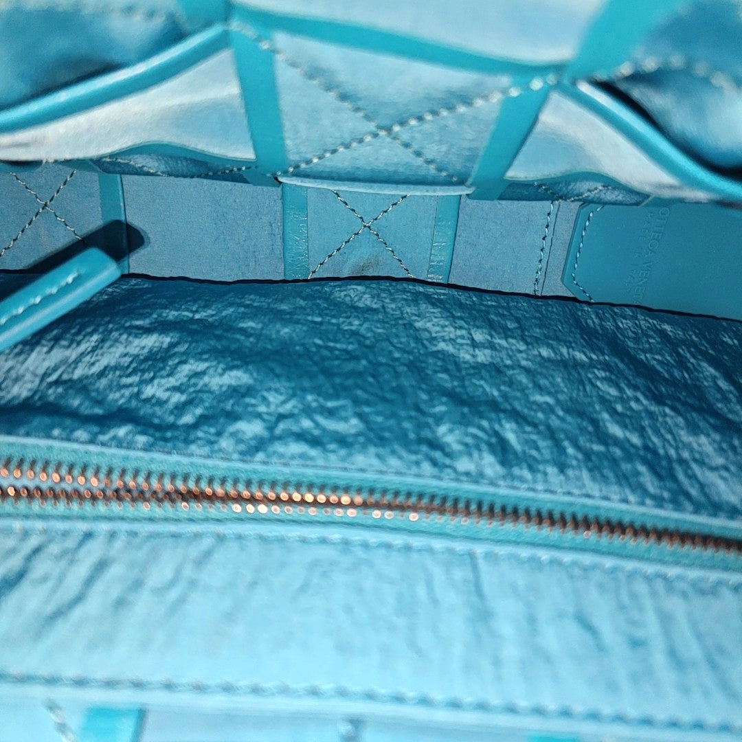 Cassette Medium Calfskin Blue