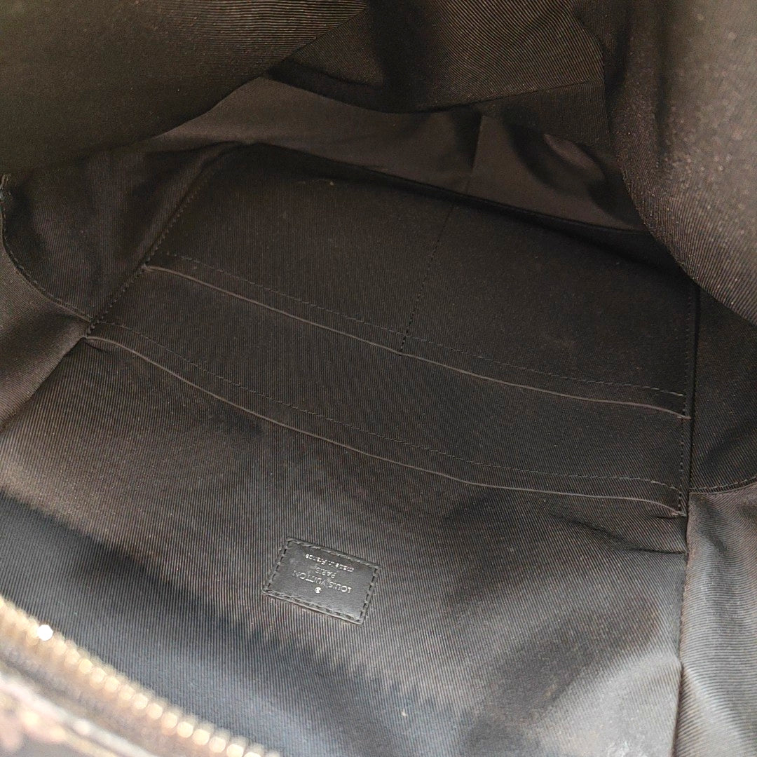DISCOVERY PM Monogram Coated Canvas Black