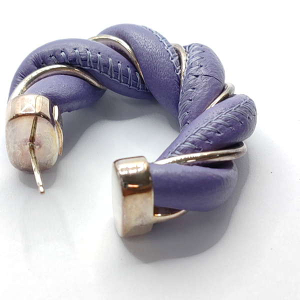 Pendientes Morados de Cuero