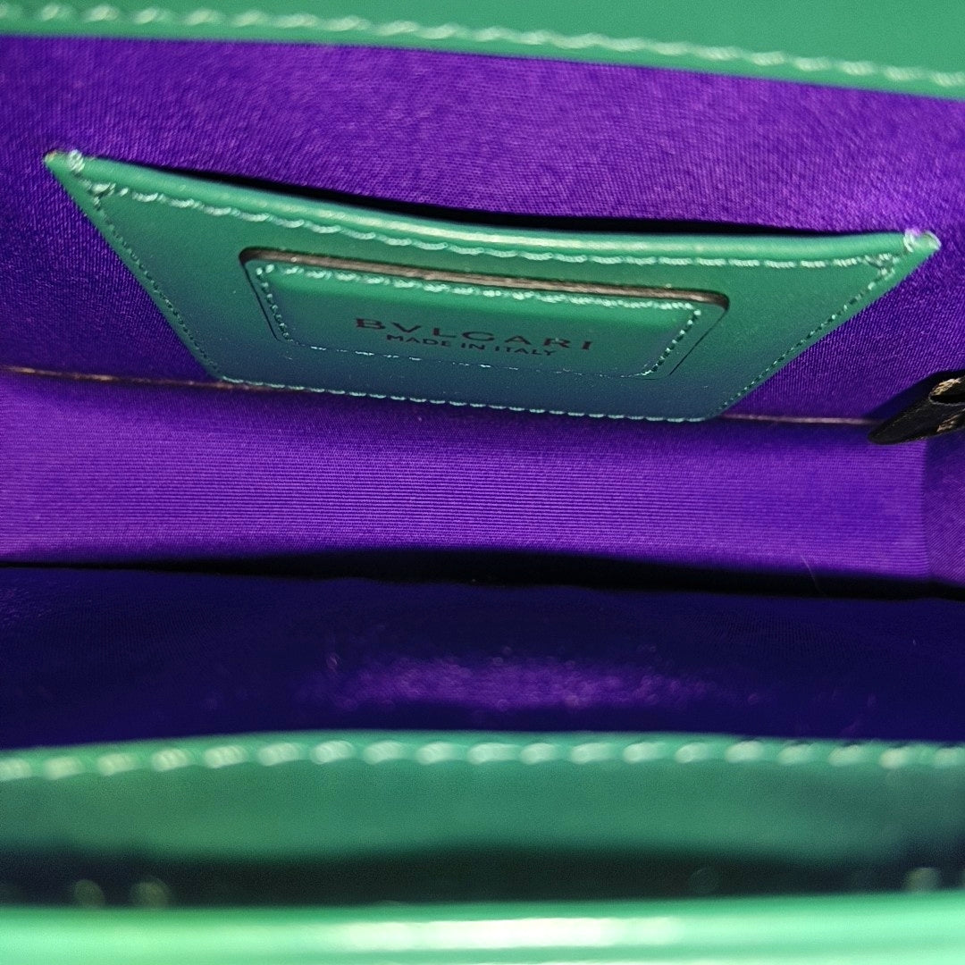SERPENTI FOREVER Small Calfskin Green