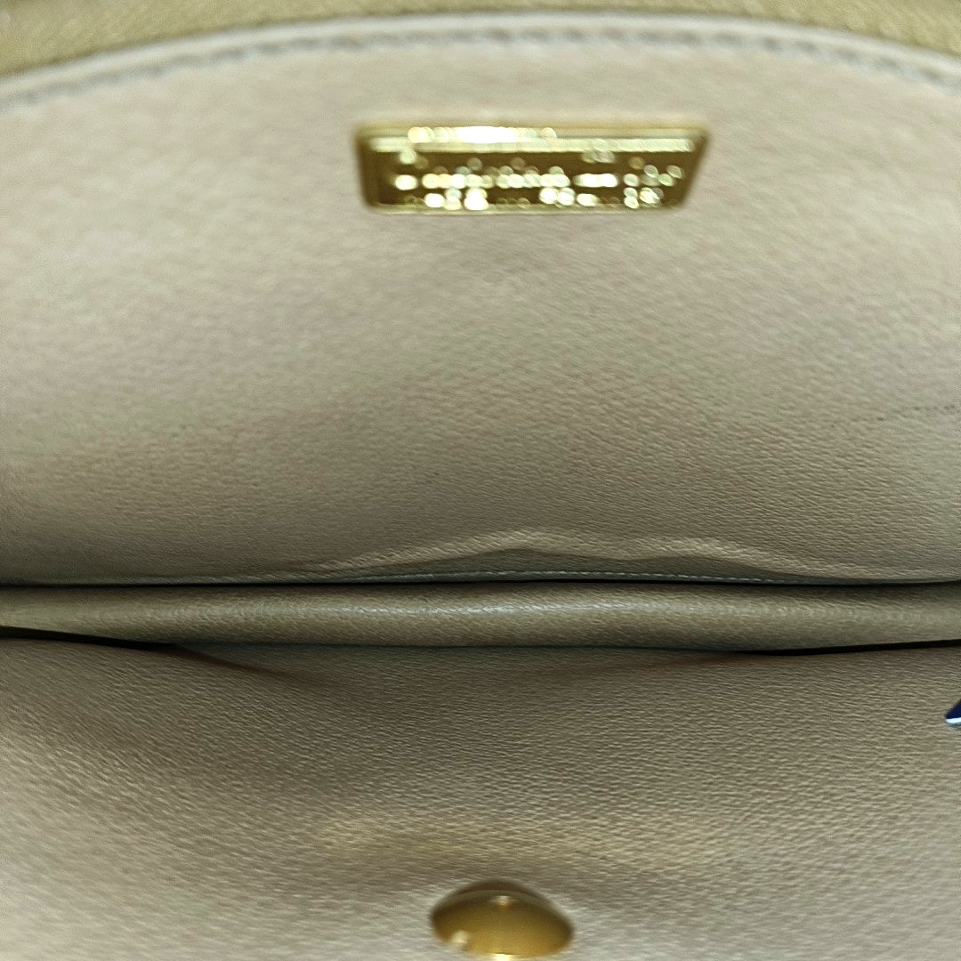 Special Material Shoulder Bag Green