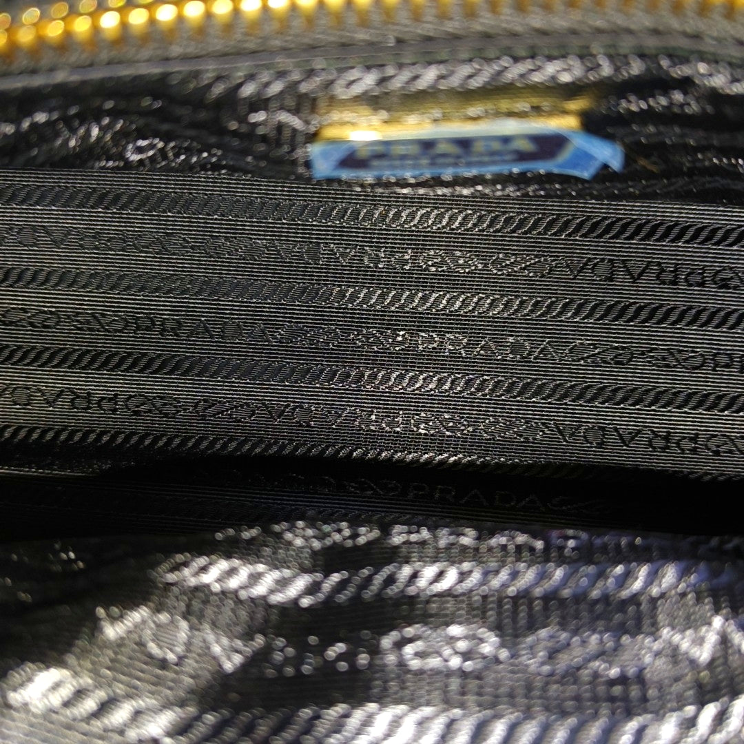 Bonnie Medium Patent Leather Black