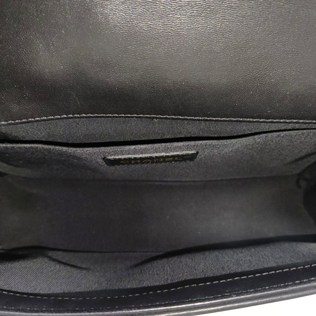 BOY CHANEL Medium Quilted Lambskin Black