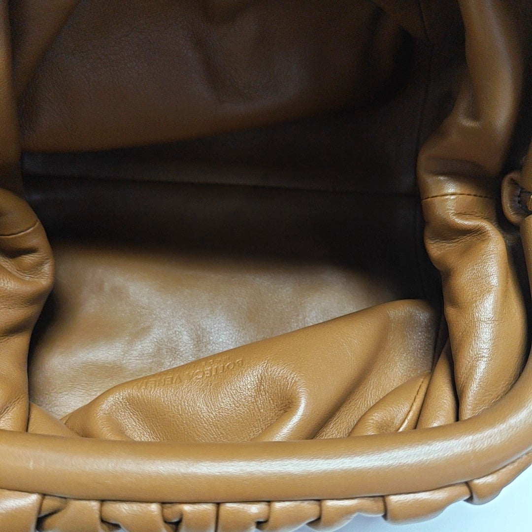 The Pouch Mini Calfskin Brown