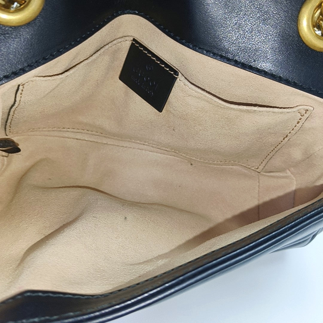 GG Marmont Small Quilted Calfskin Black