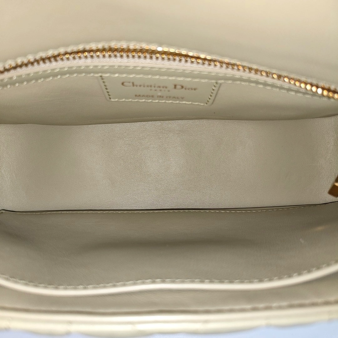 Dior Caro Medium Cannage Calfskin Green