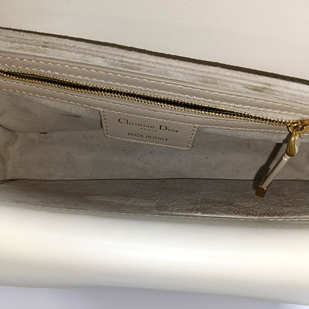 Jolie Small Cannage Calfskin Beige