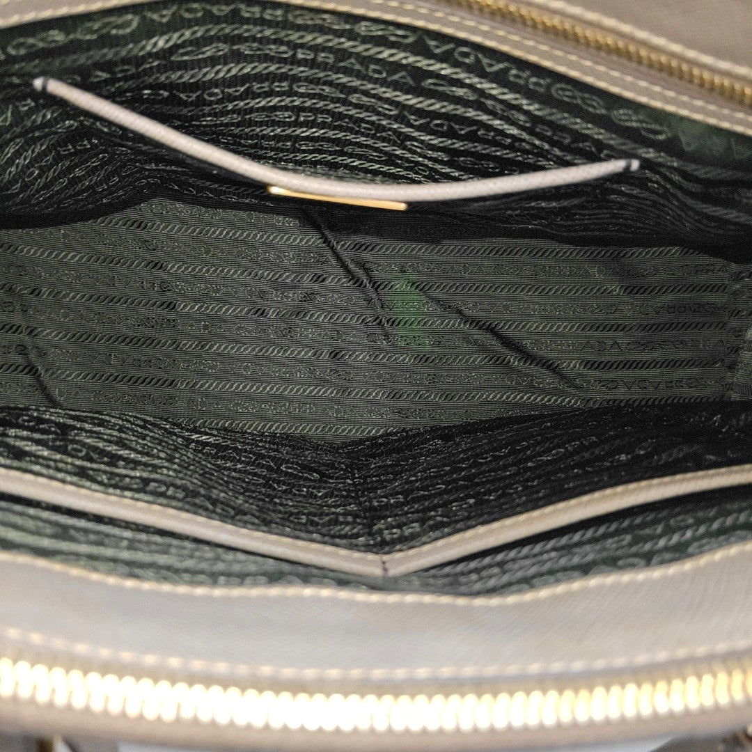 Galleria Extra Large Saffiano Calfskin Gray