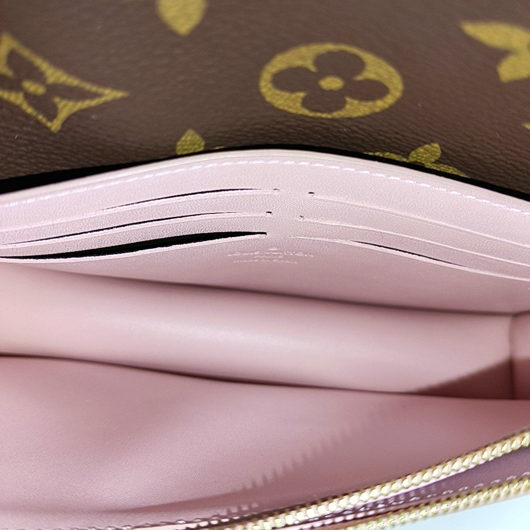 CHERRYWOOD Monogram Patent Leather Pink