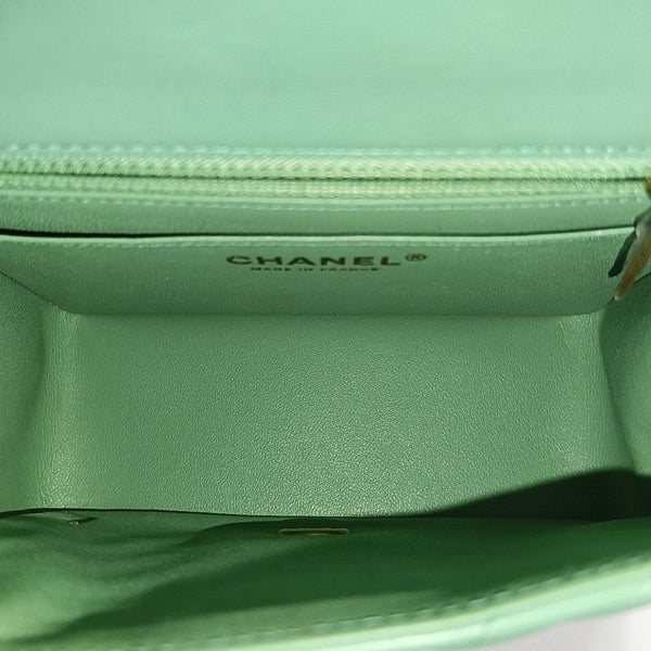 CLASSIC FLAP Mini Chevron Calfskin Green